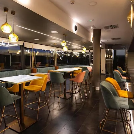 Estacion 4* 올메도