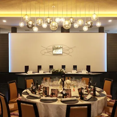 Estacion Hotel 4*